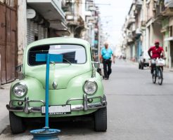 自動車